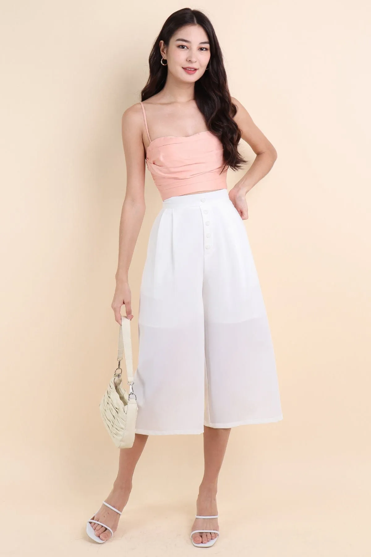 CAPRI RUCHED SATIN CROP TOP IN PEACH HEAVEN