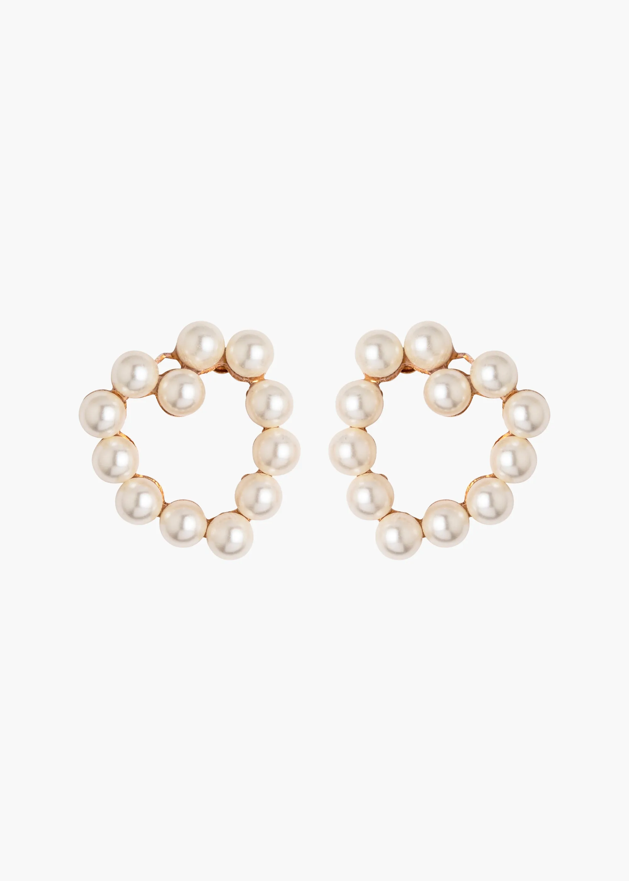 Carly Earrings -- Pearl