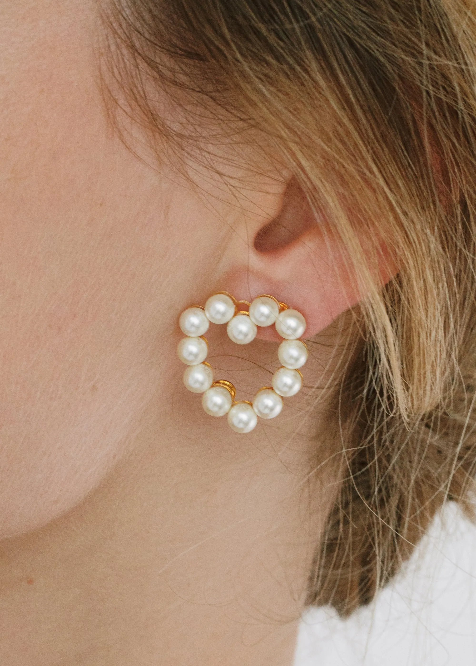 Carly Earrings -- Pearl